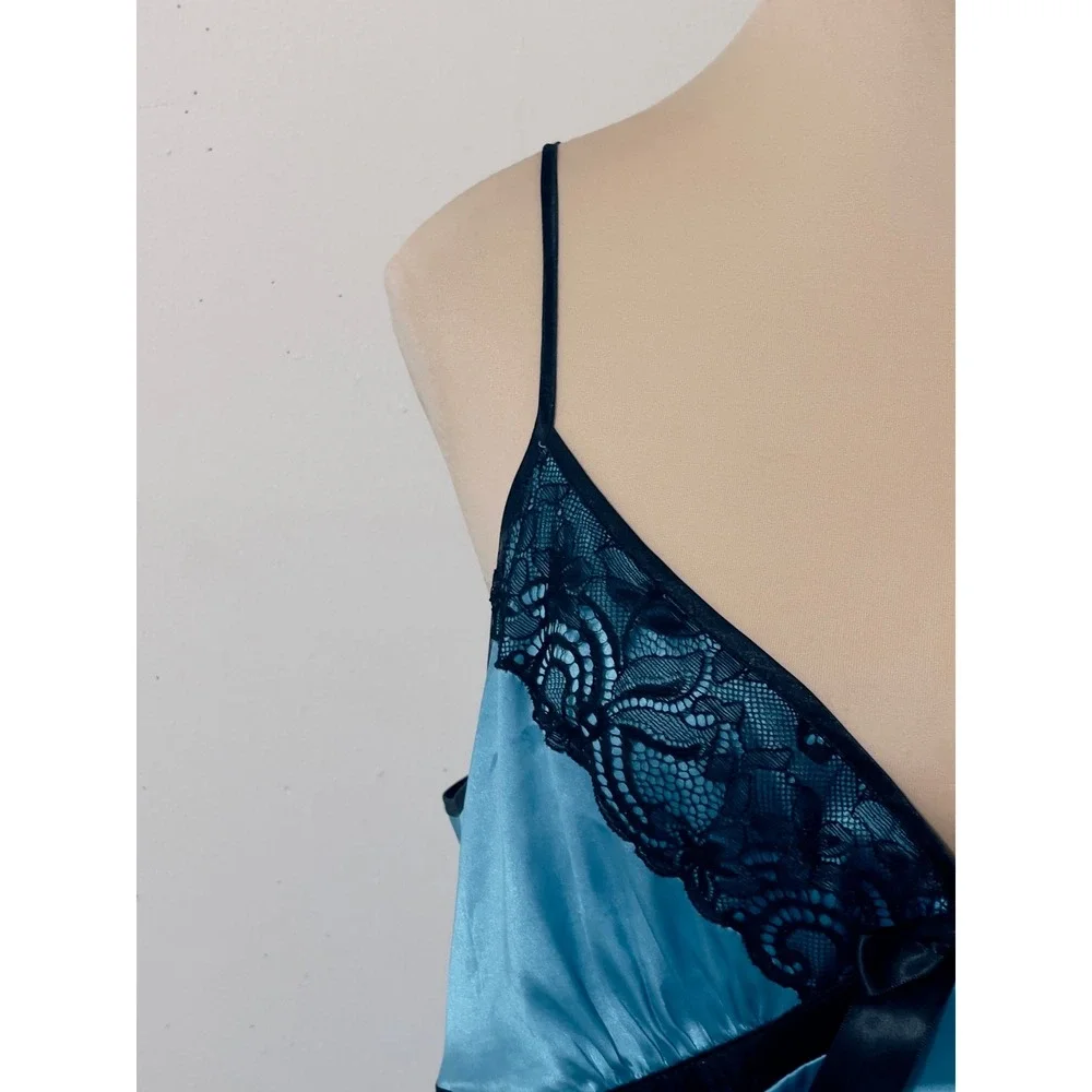 ND‎ Intimates Womens Chemise Nightgown Large Blue Satin Lace Trim Lingerie